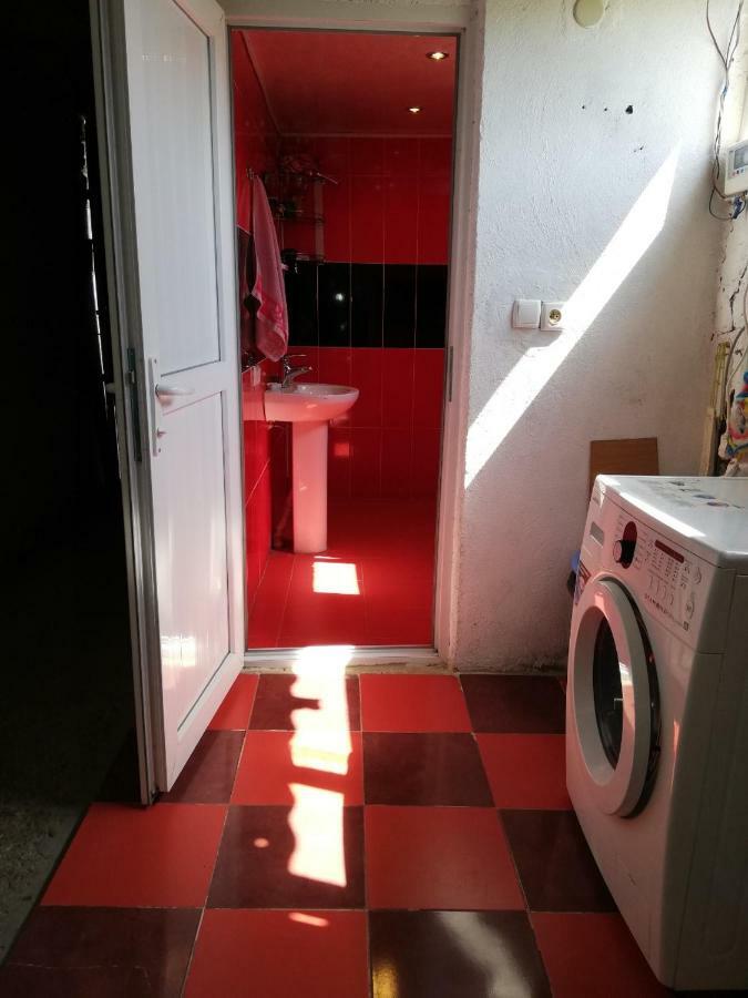 Udabno Naili Hotel Kültér fotó